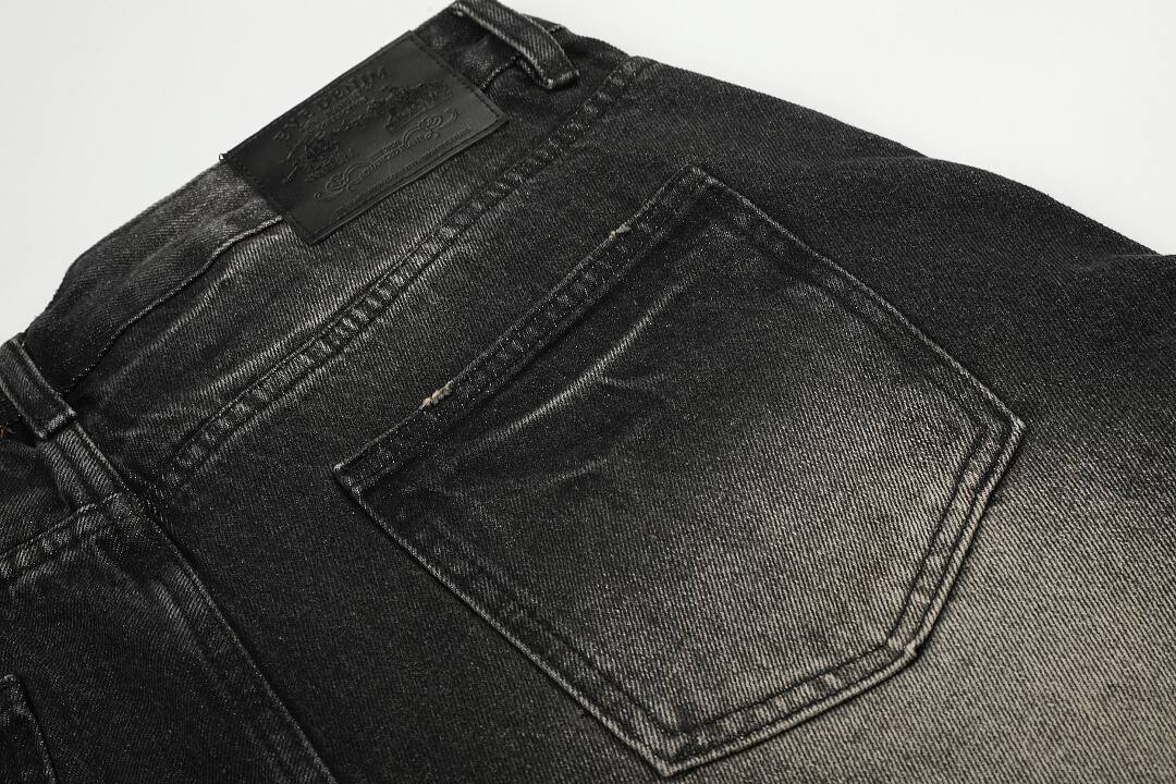 Vintage blue: 86.4% cotton 9.6% polyester 4% regenerated cellulose fiber