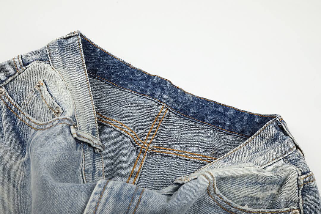Vintage blue: 86.4% cotton 9.6% polyester 4% regenerated cellulose fiber