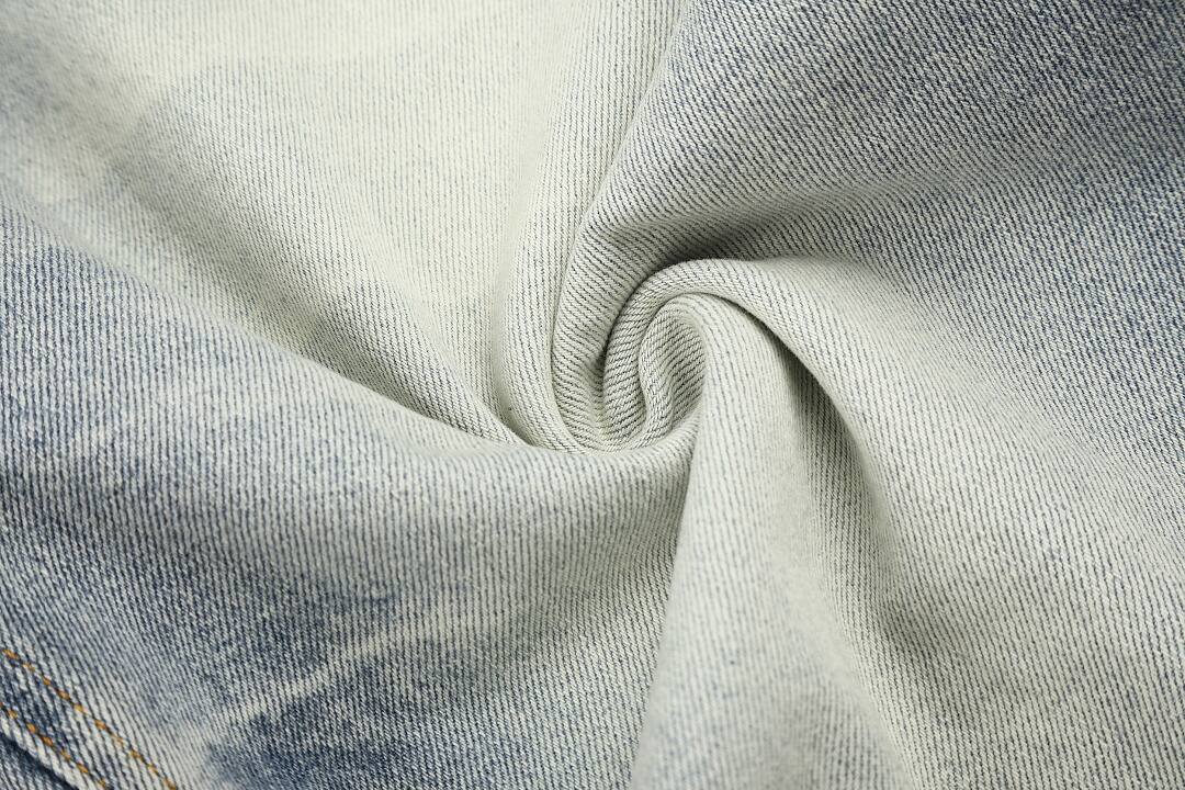 Vintage blue: 86.4% cotton 9.6% polyester 4% regenerated cellulose fiber