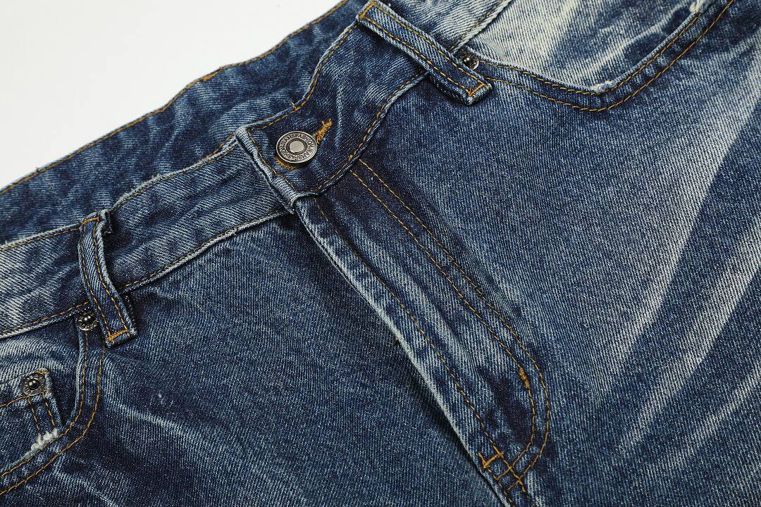 Vintage blue: 86.4% cotton 9.6% polyester 4% regenerated cellulose fiber