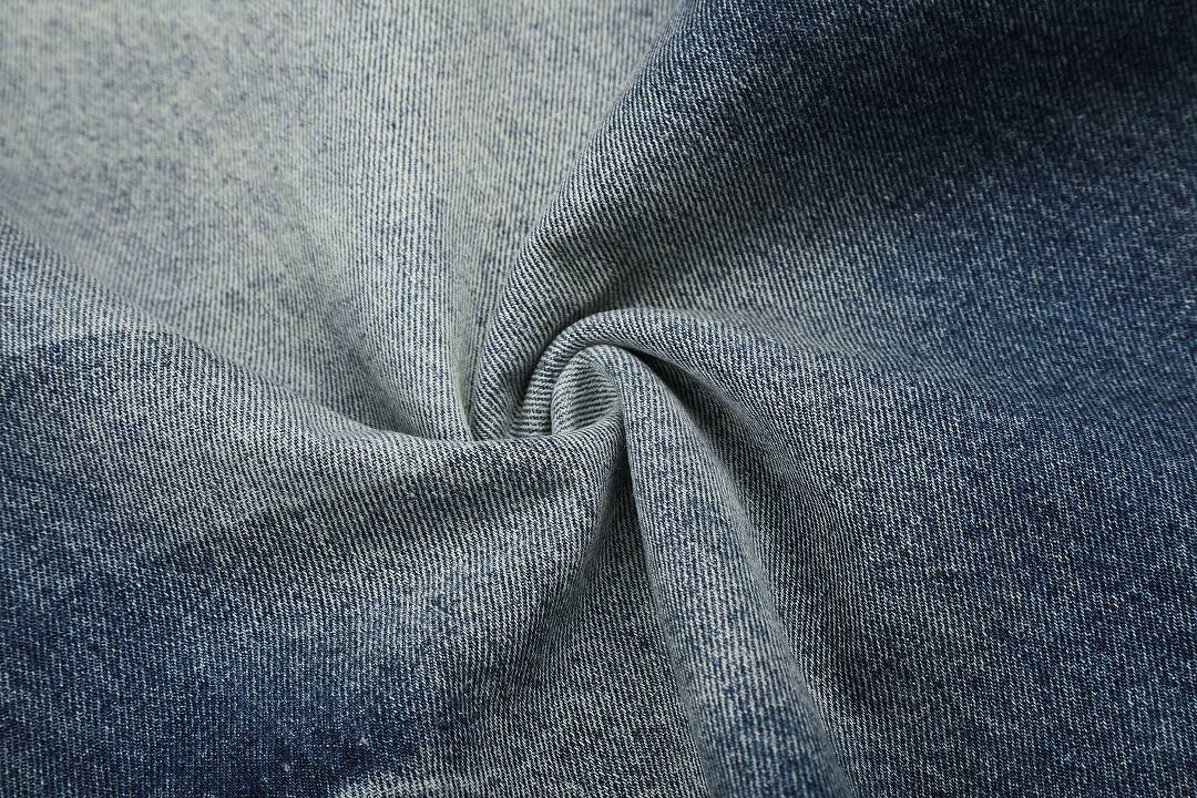 Vintage blue: 86.4% cotton 9.6% polyester 4% regenerated cellulose fiber