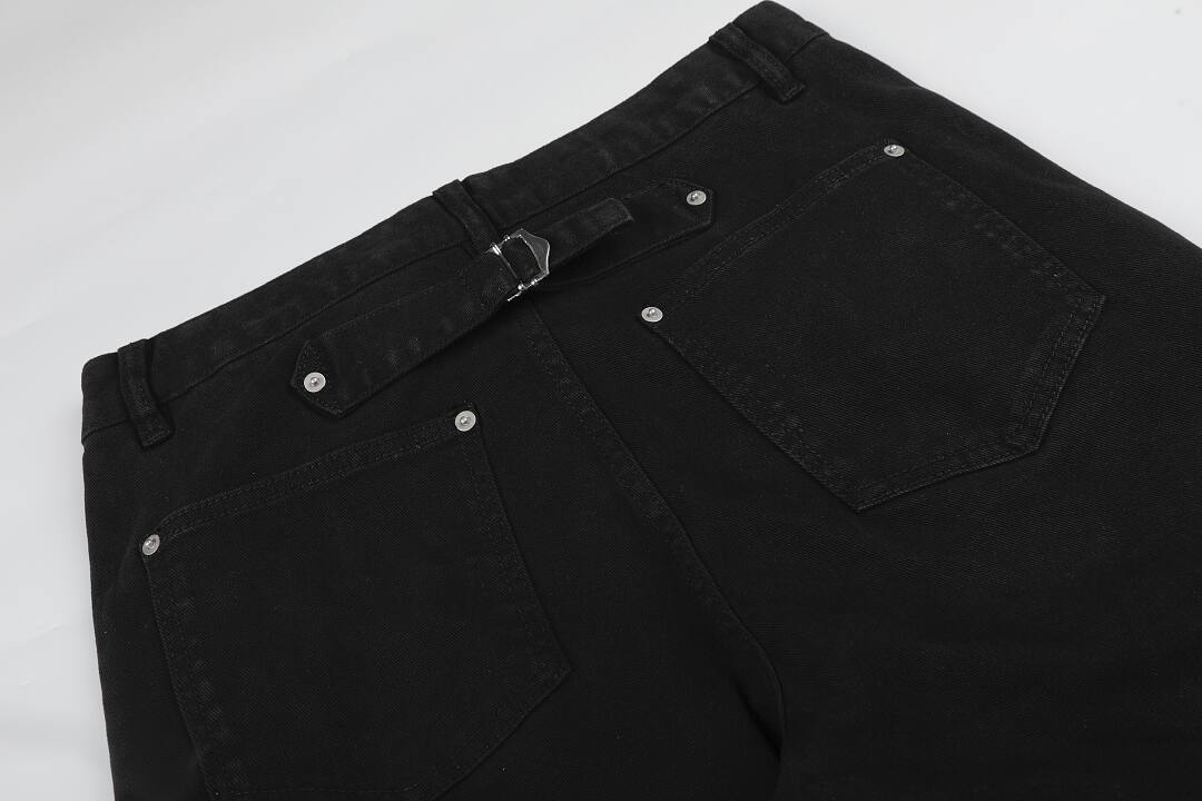 White/Black: 98% Cotton 2% Spandex