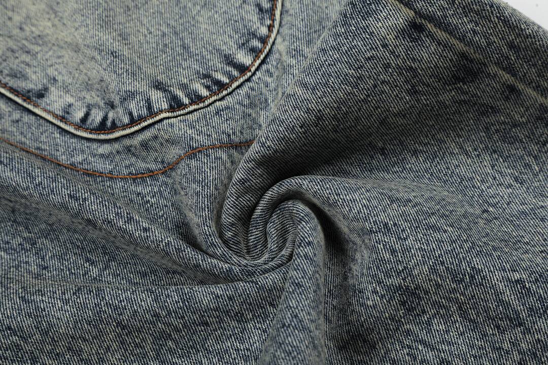 Black: 85% Cotton, 15% Polyester